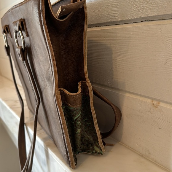 Paisley Tooled Green & Brown Fringe Detail Leather Tote Bag - Picture 13 of 15